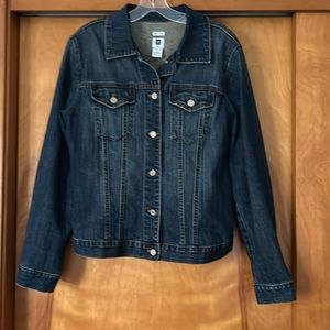 Gap jean jacket, lightly warn, dark distressed wash, denim stretch, so comfy!
